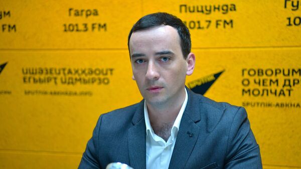 гражданин и начальник: Отырба о декларировании доходов в Абхазии  - Sputnik Абхазия