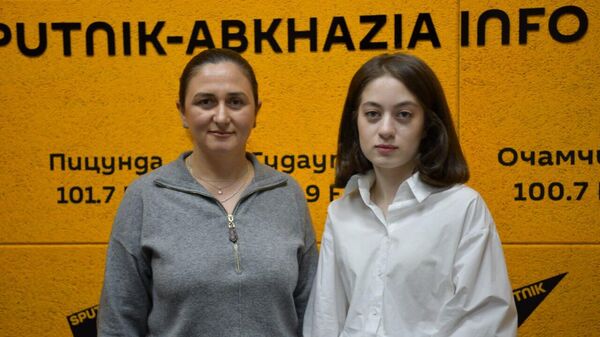 Взаимный интерес: о подготовке кадров для  медучреждений Абхазии  - Sputnik Абхазия
