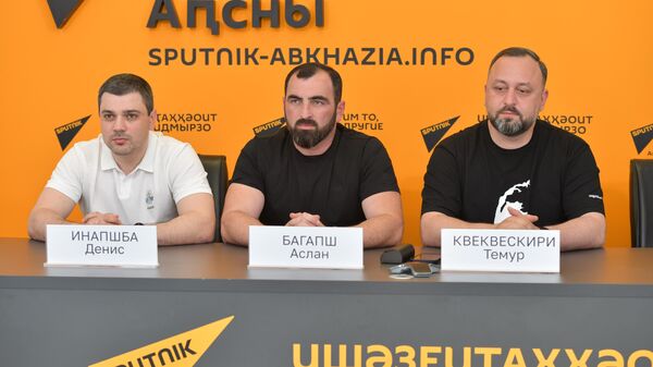 Пресс-коференция  организаторов проекта Ейцыкуашоит - Sputnik Абхазия