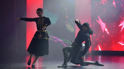 Первый концерт шоу танцев - Еицыкуашоу