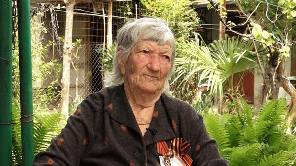 Война вместо детство: воспоминания ветерана Марии Ломакиной из села Лдзаа - Sputnik Абхазия