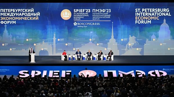 Официальная церемония открытия ПМЭФ-2024 в Санкт-Петербурге - Sputnik Абхазия