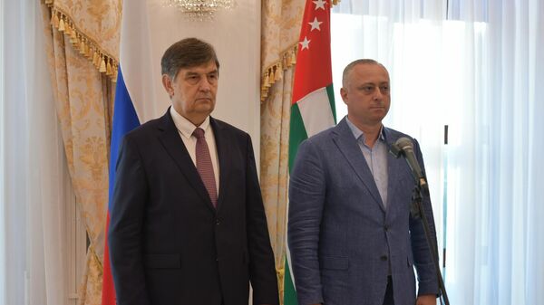 Прием в посольстве в честь Дня России  - Sputnik Абхазия