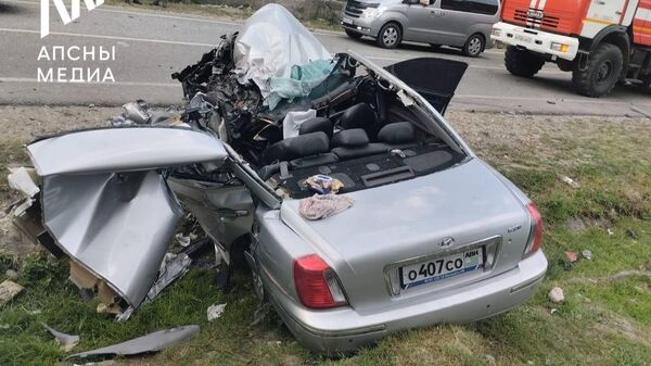 Один человек пострадал в результате ДТП в Гудаутском районе - Sputnik Абхазия