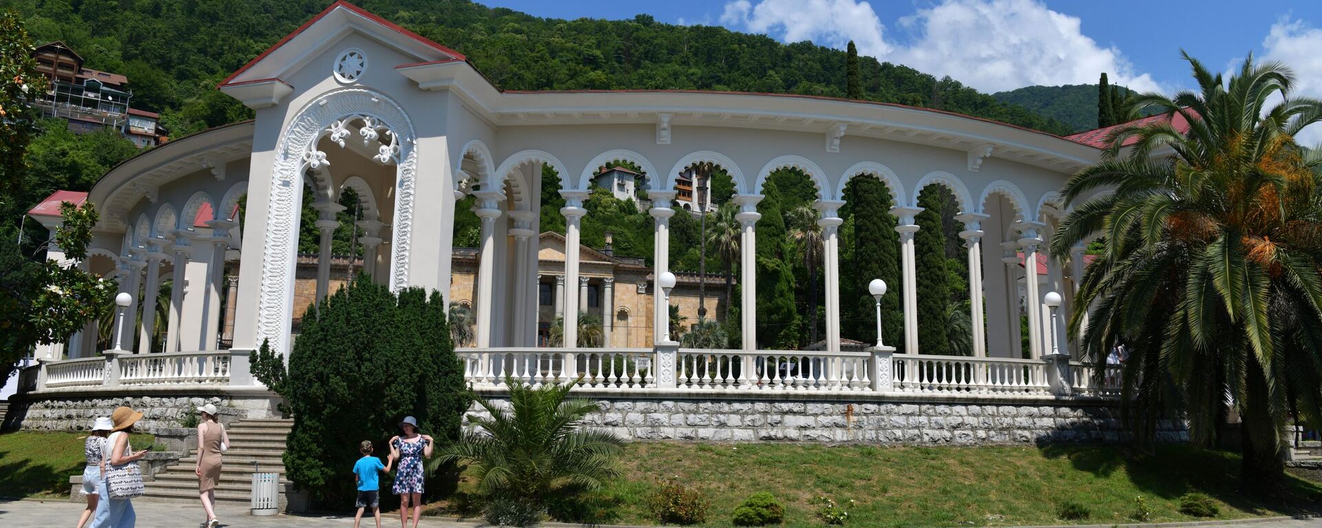 Туристический сезон в Гаграх  - Sputnik Абхазия, 1920, 16.01.2026