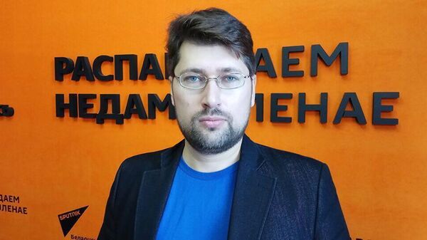 Колташов о судьбе доллара в России  - Sputnik Абхазия