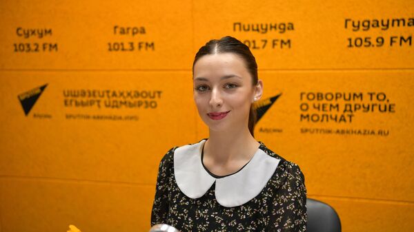 Знаки вселенной и Кровавая свадьба: Милена Тачулия рассказала об учебе в ГИТИС - Sputnik Абхазия