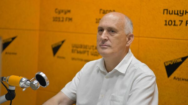 Вячеслав Чирикба - Sputnik Абхазия