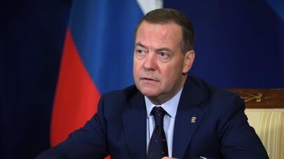 Зампред Совбеза РФ Д. Медведев провел совещание по вопросу "Совершенствования трудового законодательства"