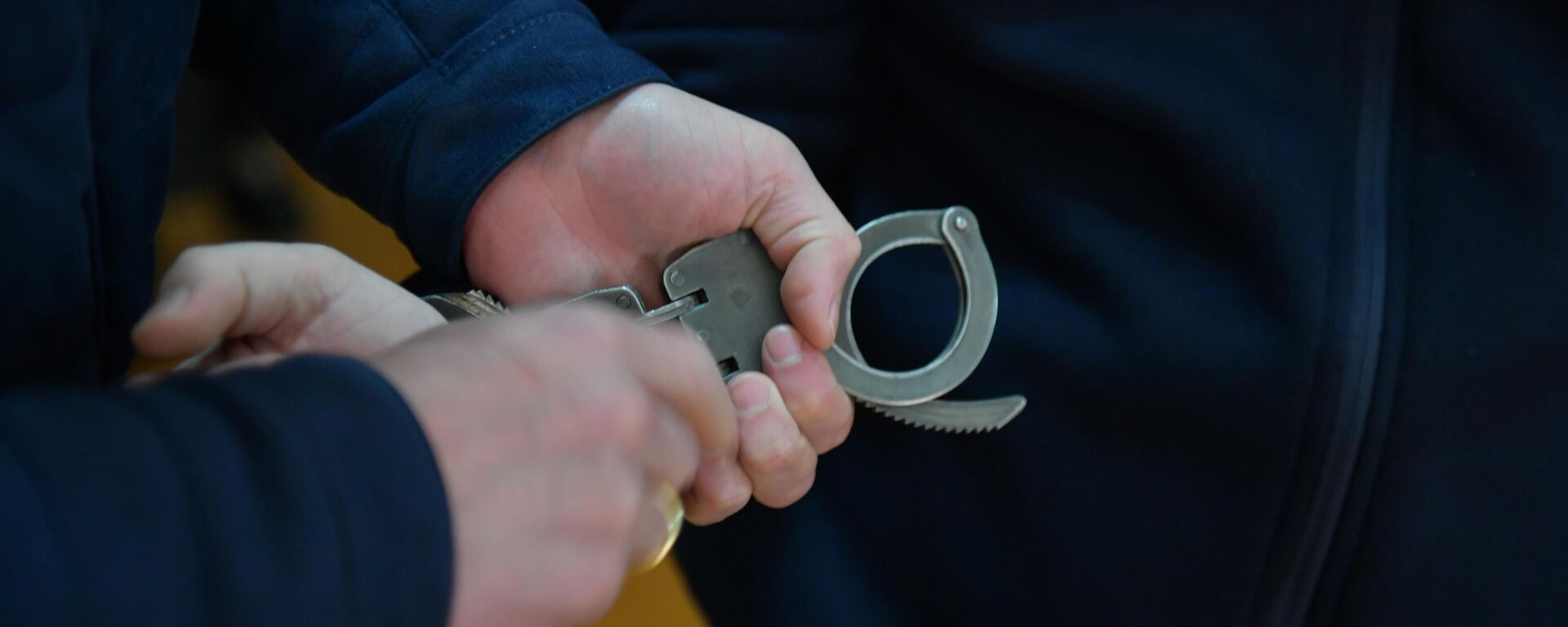 Наручники Наручники - Sputnik Аҧсны, 1920, 15.11.2025