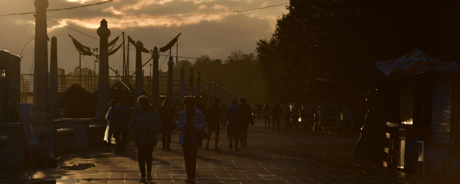 Закат на набережной сухума - Sputnik Аҧсны, 1920, 06.10.2025