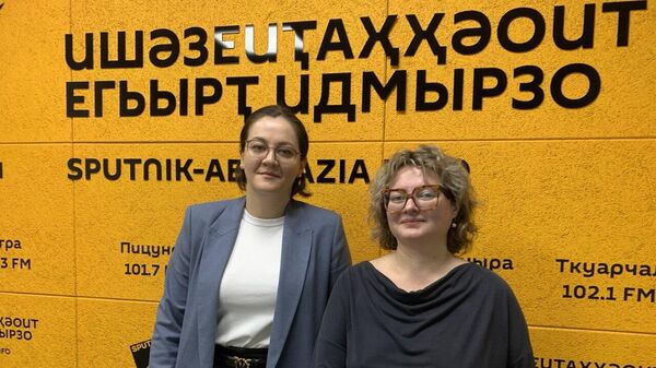 Взаимный интерес: Кишмария и Болюбах о защите семьи и борьбе с домашним насилием  - Sputnik Абхазия