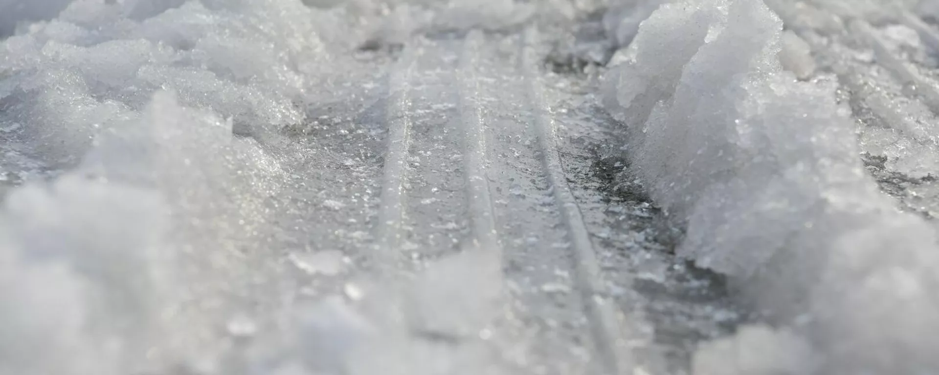 Обстановка на дорогах Абхазии в снег  - Sputnik Абхазия, 1920, 17.01.2026