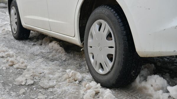 Обстановка на дорогах Абхазии в снег  - Sputnik Аҧсны