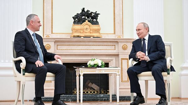 Президент Владимир Путин провёл встречу с избранным президентом Абхазии Б. Гунбой - Sputnik Аҧсны