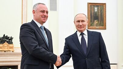 Президент Владимир Путин провёл встречу с избранным президентом Абхазии Б. Гунбой