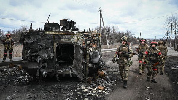 Военнослужащие отряда Арбат Добровольческого корпуса в городе Суджа Курской области. - Sputnik Абхазия