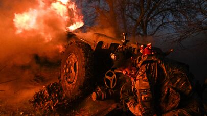 Расчет гаубицы Д-30 спецназа "Ахмат" МО РФ