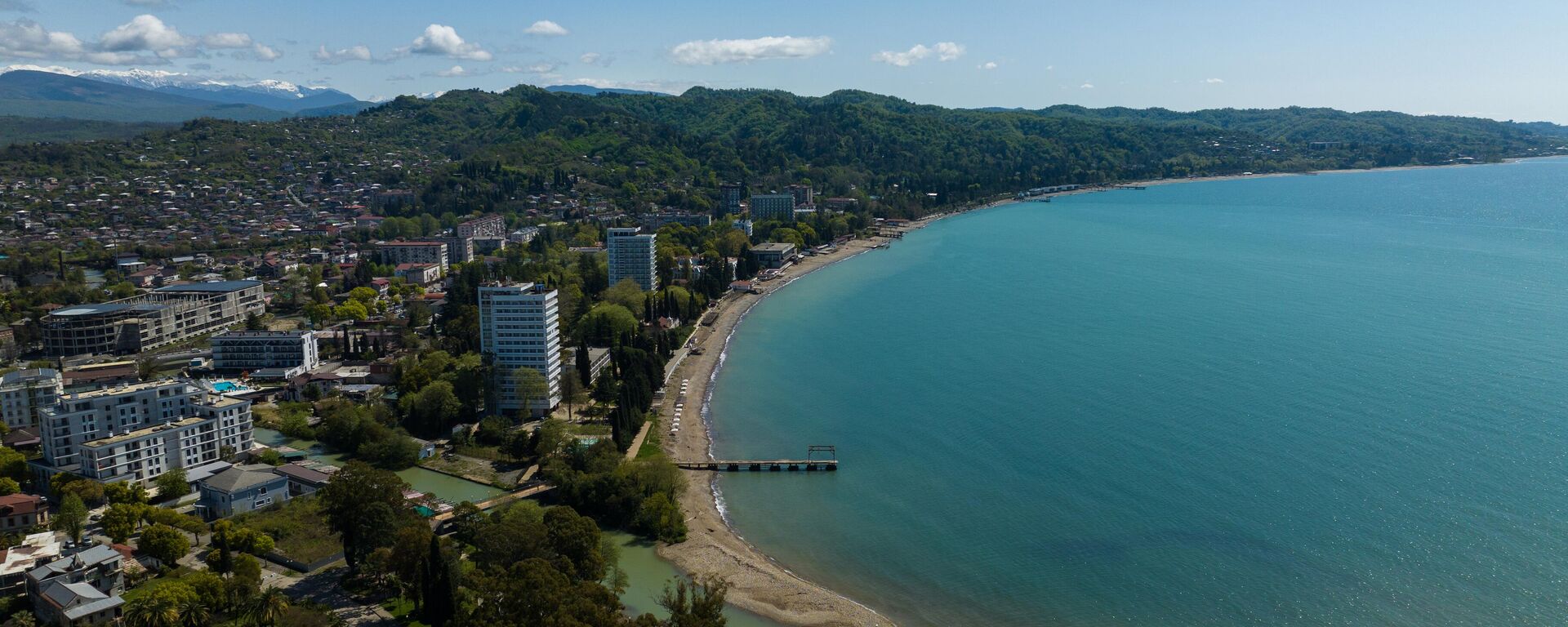 Вид на Сухум  - Sputnik Абхазия, 1920, 23.04.2026