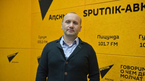 «Агастроль дуқәа» аҳәаақәа ирҭагӡаны Аурыс драматә театр Урыстәылаҟа амҩа иқәлоит - Sputnik Аҧсны
