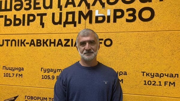 Ибрагим Чкадуа: в музее Банка Абхазии будут представлены плакаты времен Великой Отечественной войны - Sputnik Абхазия