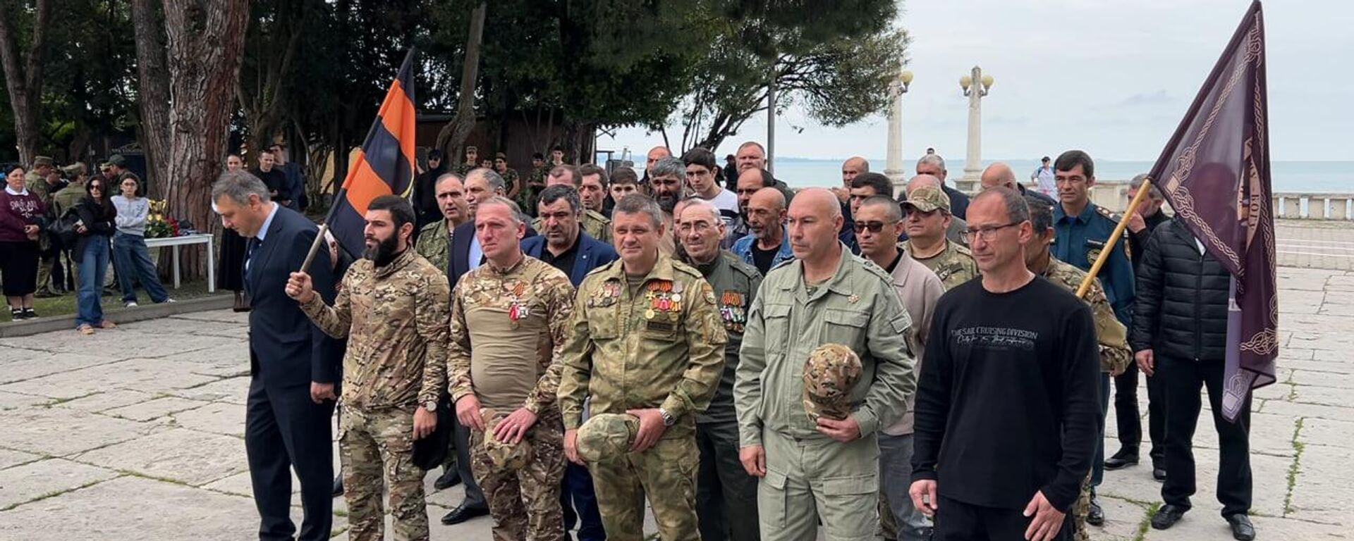 День добровольца Донбасса отметили у памятника Неизвестному солдату в Сухуме - Sputnik Абхазия, 1920, 06.05.2025