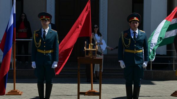 Передача Вечного огня музею боевой славы  - Sputnik Абхазия