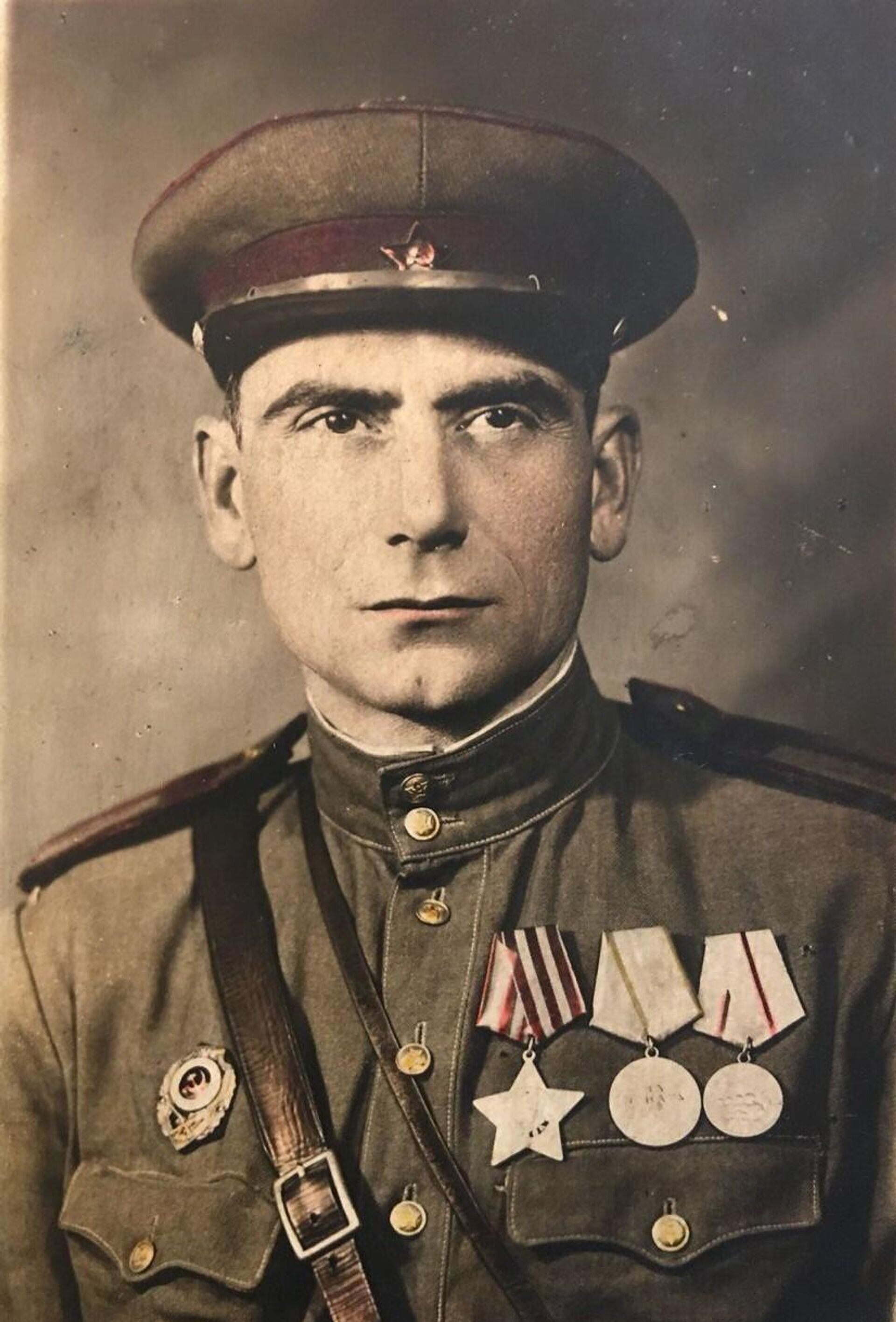 Кунта и Галина Хашба Кунта и Галина Хашба - Sputnik Абхазия, 1920, 09.05.2025