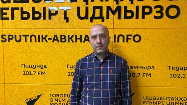 Чемпион России по домино Алмас Габуния - Sputnik Абхазия