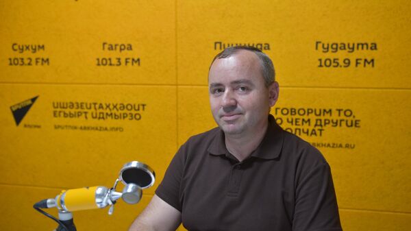 Чхамалиа еиҭеиҳәеит Аԥснытәи ауниверситет аҿар раԥхьаларазы аусура шымҩаԥнаго - Sputnik Аҧсны