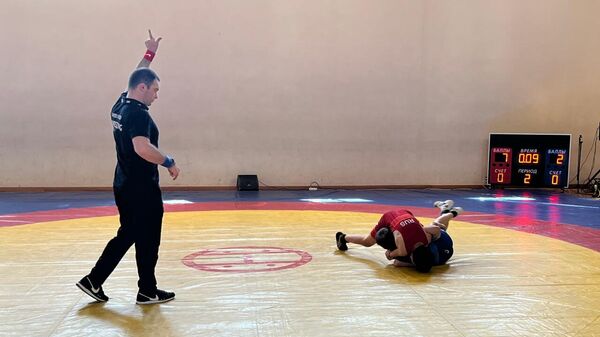 Республиканский турнир по вольной борьбе памяти Владислава Ардзинба открылся в Сухуме - Sputnik Аҧсны