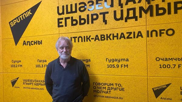 Основы живописи: в Доме Москвы прошли мастер-классы - Sputnik Абхазия