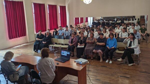 Международный аэропорт Сухум представил вакансии студентам Сухумского колледжа. - Sputnik Аҧсны