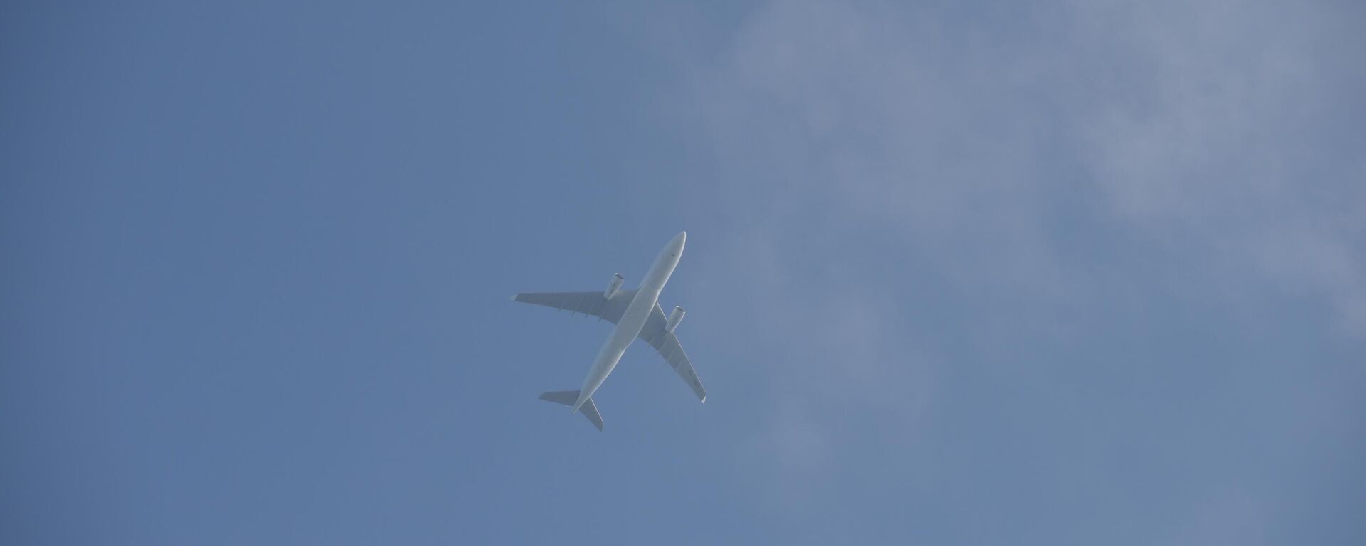 Первый широкофюзеляжный самолет компании iFly - Sputnik Абхазия, 1920, 08.05.2026