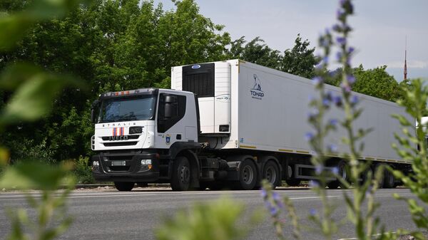 Рефрижераторы с телами военнослужащих ВСУ - Sputnik Абхазия