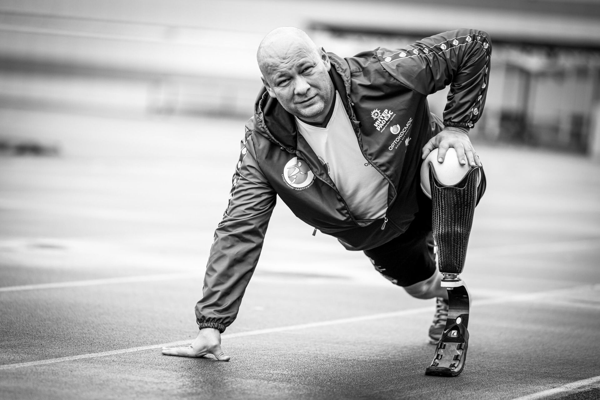 Работа Русский характер: бег с препятствиями российского фотографа Екатерины Якель. Портрет.Герой нашего времени, серия - Sputnik Абхазия, 1920, 18.11.2025