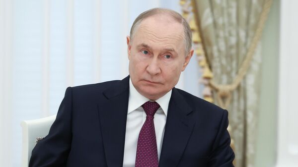 Президент Владимир Путин встретился встретился с главой МИД Ирана Аббасом Аракчи - Sputnik Абхазия
