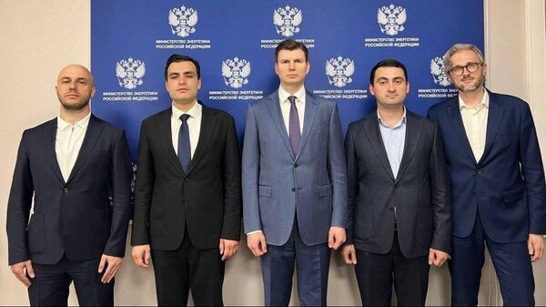 Министр энергетики Абхазии Батал Мушба принял участие в совещании в Минэнерго России - Sputnik Абхазия