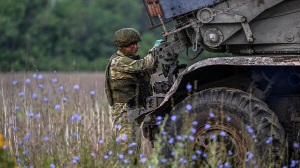 Боевая работа расчета РСЗО Град группировки войск Центр на Красноармейском направлении СВО - Sputnik Абхазия