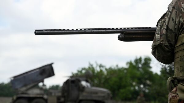 Боевая работа расчета РСЗО Град группировки войск Центр на Красноармейском направлении СВО - Sputnik Абхазия