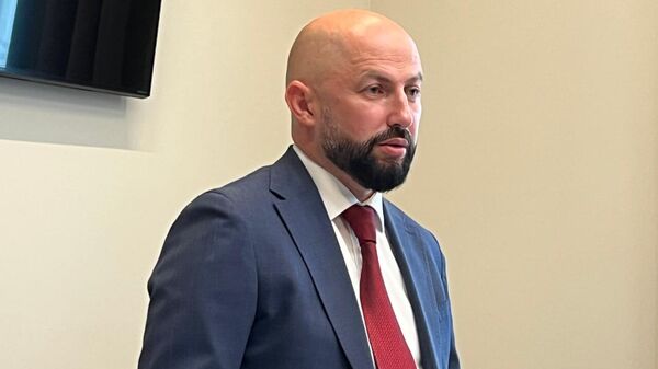 Дмитрий Шамба назначен Полномочным представителем президента в Парламенте - Sputnik Абхазия