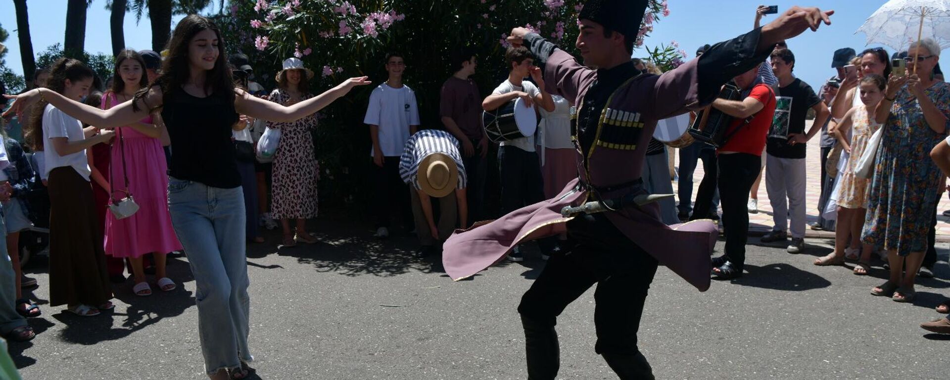 Сельскохозяйственная ярмарка ко Дню города в Очамчыре - Sputnik Абхазия, 1920, 12.07.2025