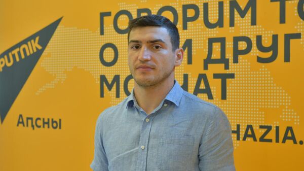 Помочь юным талантам: Харитон Агрба рассказал о поддержке бокса в Абхазии - Sputnik Абхазия
