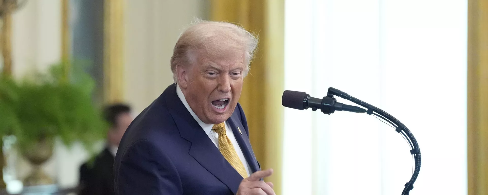 Дональд Трамп  - Sputnik Абхазия, 1920, 07.01.2026