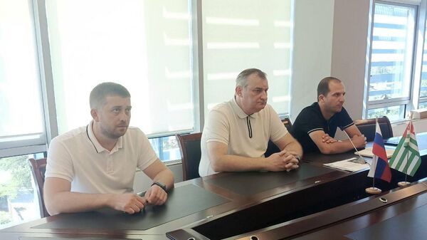  Проект Детские комнаты в медучреждениях обсудили в Минздраве Абхазии - Sputnik Аҧсны