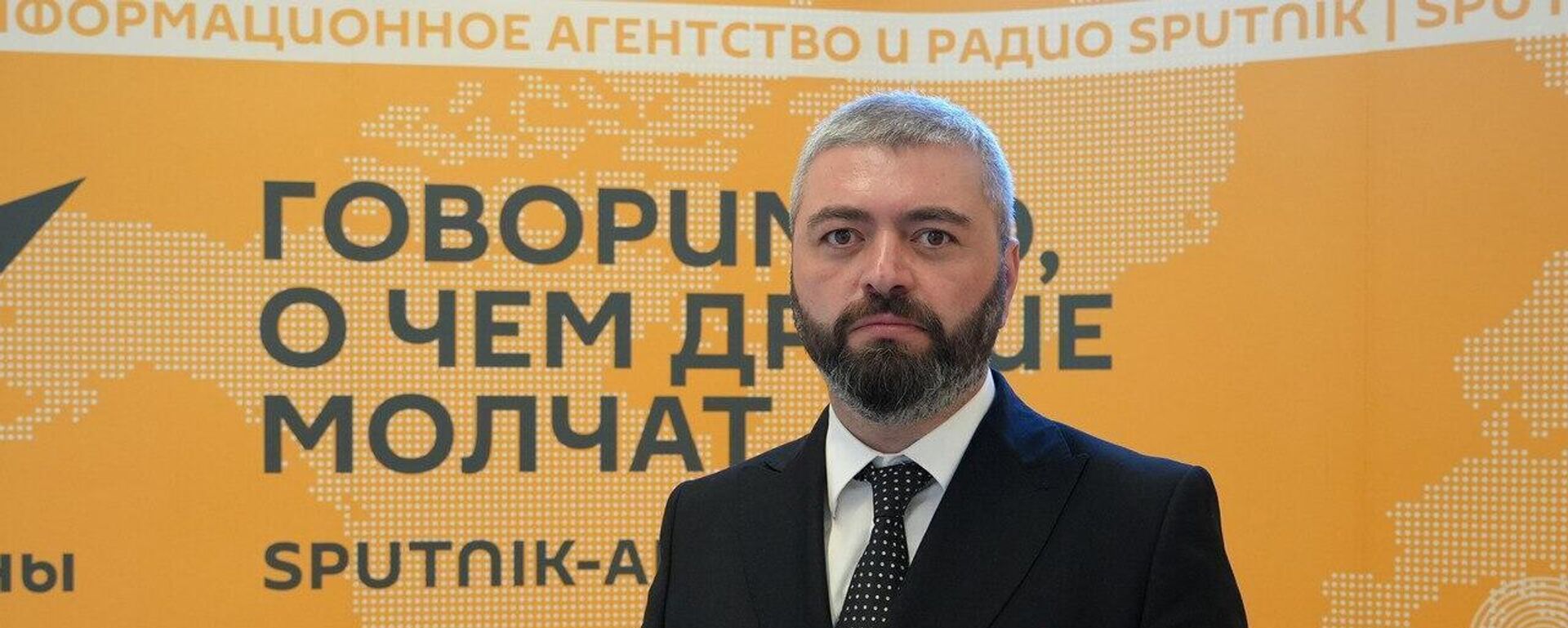 Жаркая пора для турсферы. Достижения и проблемы сезона в интервью с министром туризма Абхазии Жаркая пора для турсферы. Достижения и проблемы сезона в интервью с министром туризма Абхазии - Sputnik Абхазия, 1920, 23.07.2025