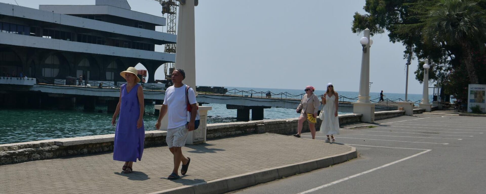 Набережная Сухума  - Sputnik Абхазия, 1920, 06.09.2025