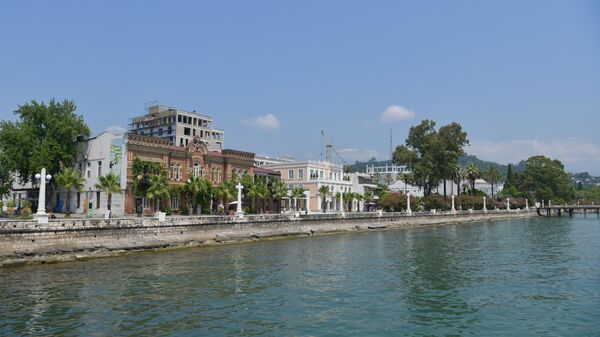 Сухумская набережная  - Sputnik Абхазия