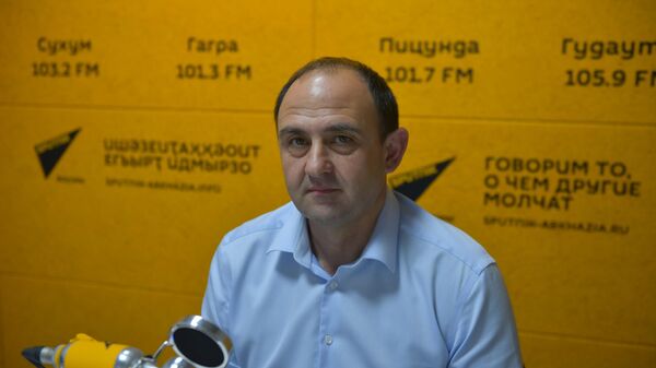 Гогьиа еиҭеиҳәеит Аԥсны ақыҭанхамҩатә дгьылқәа даҽа категориақәак рахь риагара алмыршаразы аԥкрақәа - Sputnik Аҧсны