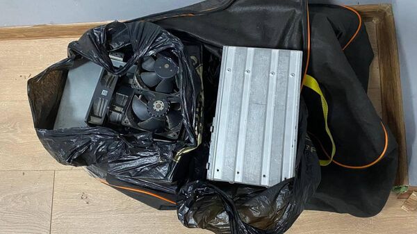 Аппараты для майнинга изъяли у пассажира Диоскурии - Sputnik Абхазия